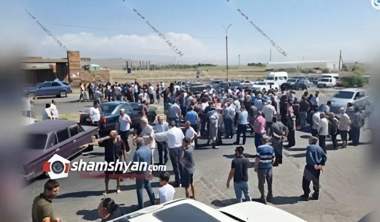 Բռնության դեպքը Հայաստանում: Նրանք ժամանել են դեպքի վայր: 6 մարդ տեղափոխվել է հիվանդանոց եւ … Ինչ է պատահել: Թարմացվել է