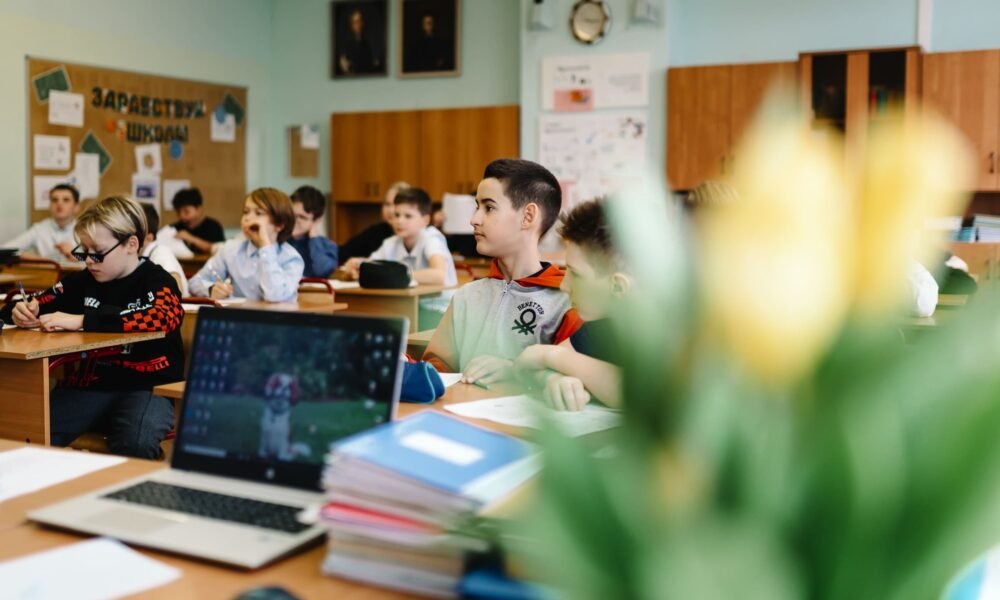 ՌԴ-ում դպրոցները սկսել են միգրանտ երեխաներին հանձնել ոստիկանությանը